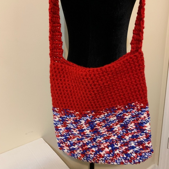 Shoulder Bag Handmade Crocheted - Picture 2 of 14